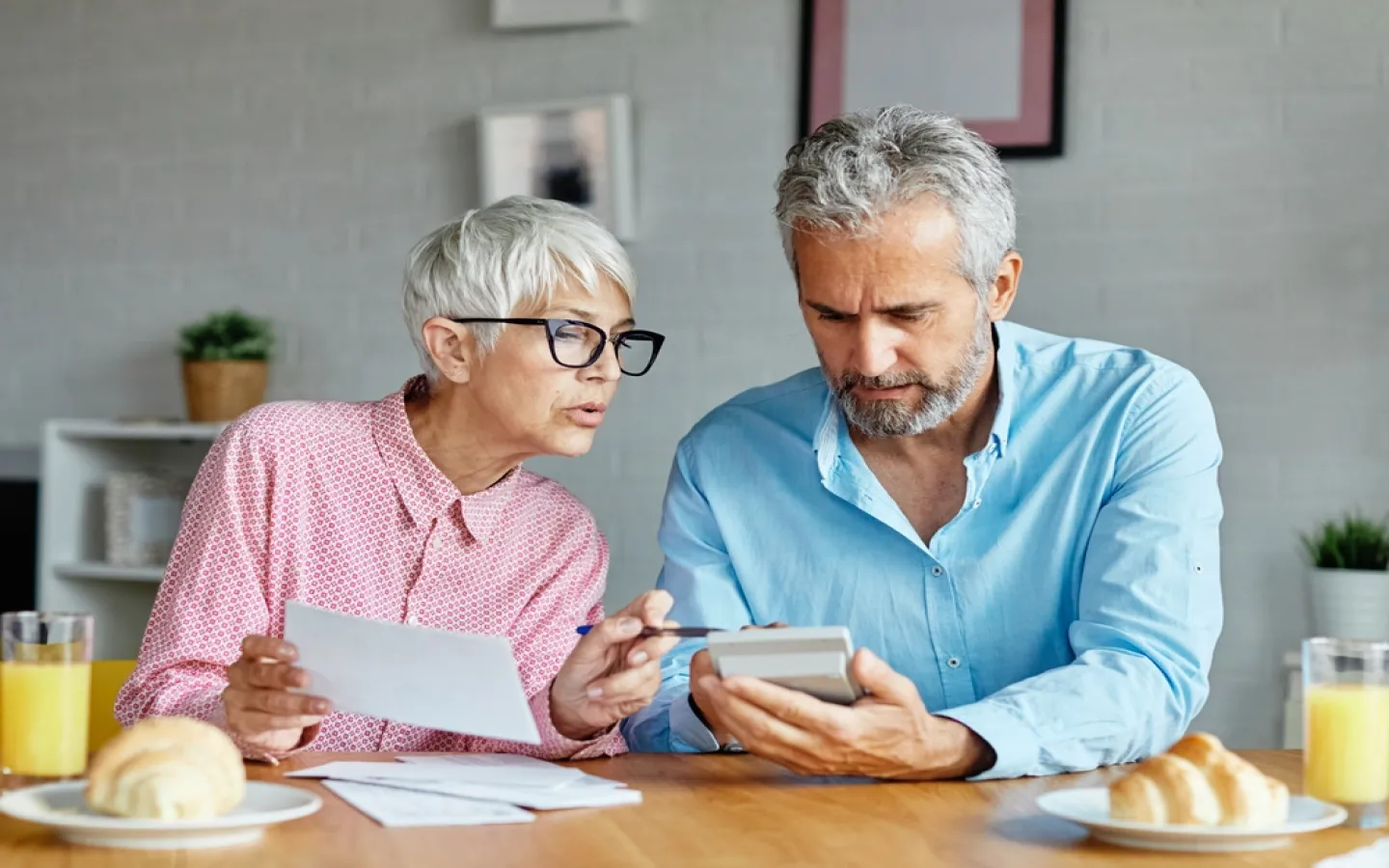 seniors avec faible retraite qui choisissent leur mutuelle
