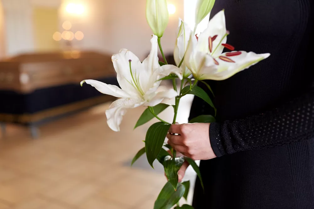 combien de temps dure une ceremonie d'enterrement