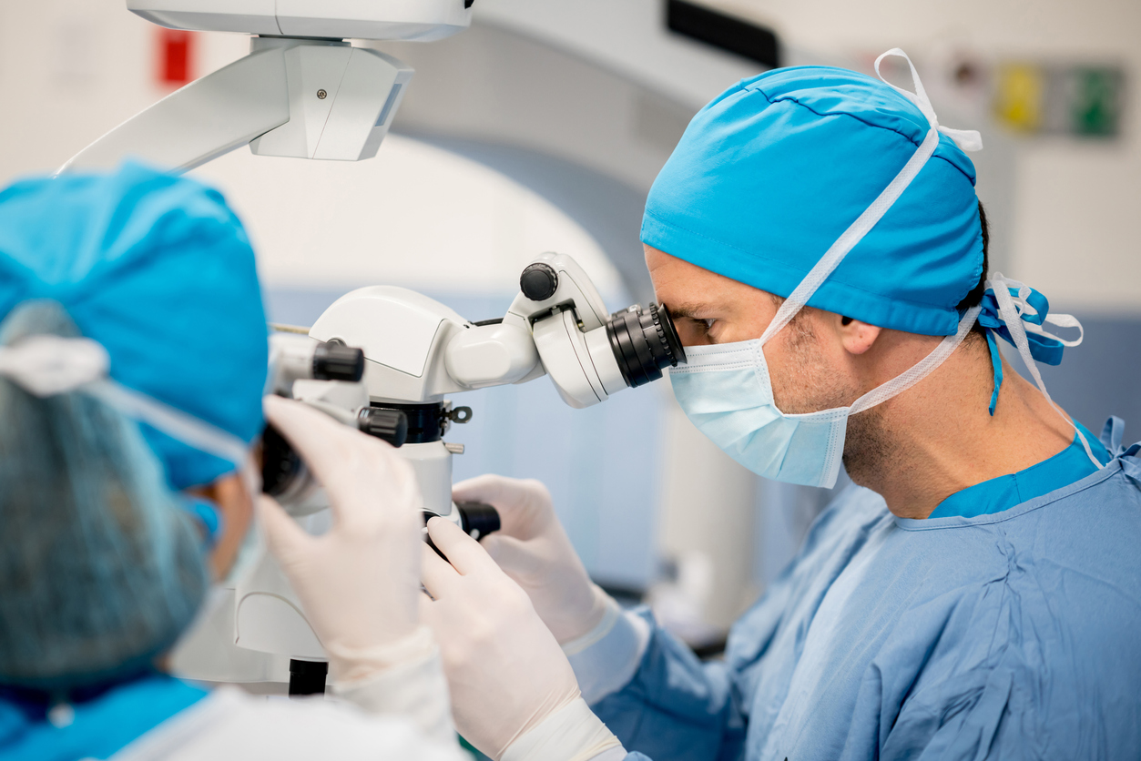 Opération de la myopie au laser : que rembourse ma mutuelle ?