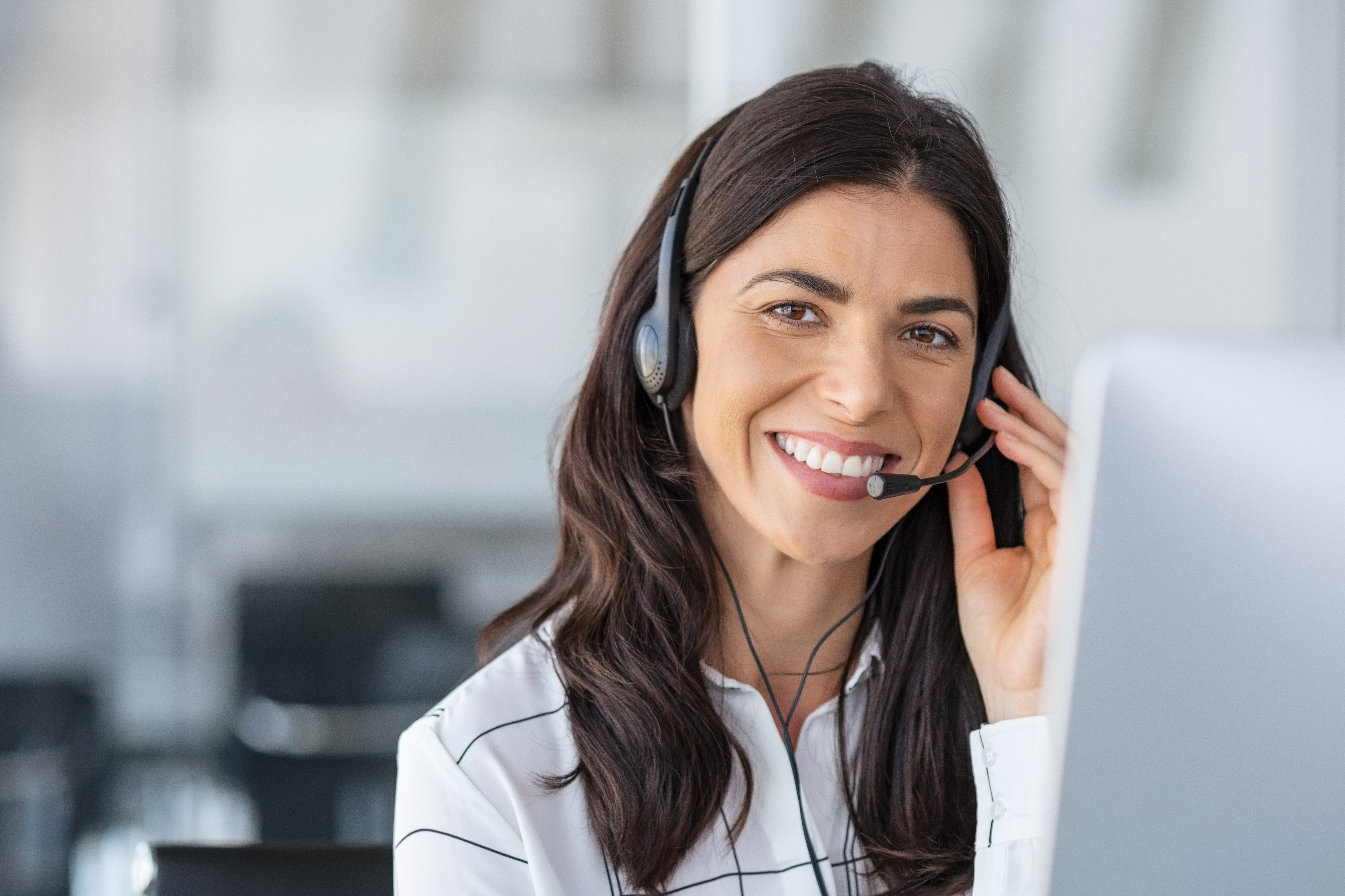 Téléassistance senior : une solution pour sécuriser le quotidien des personnes âgées